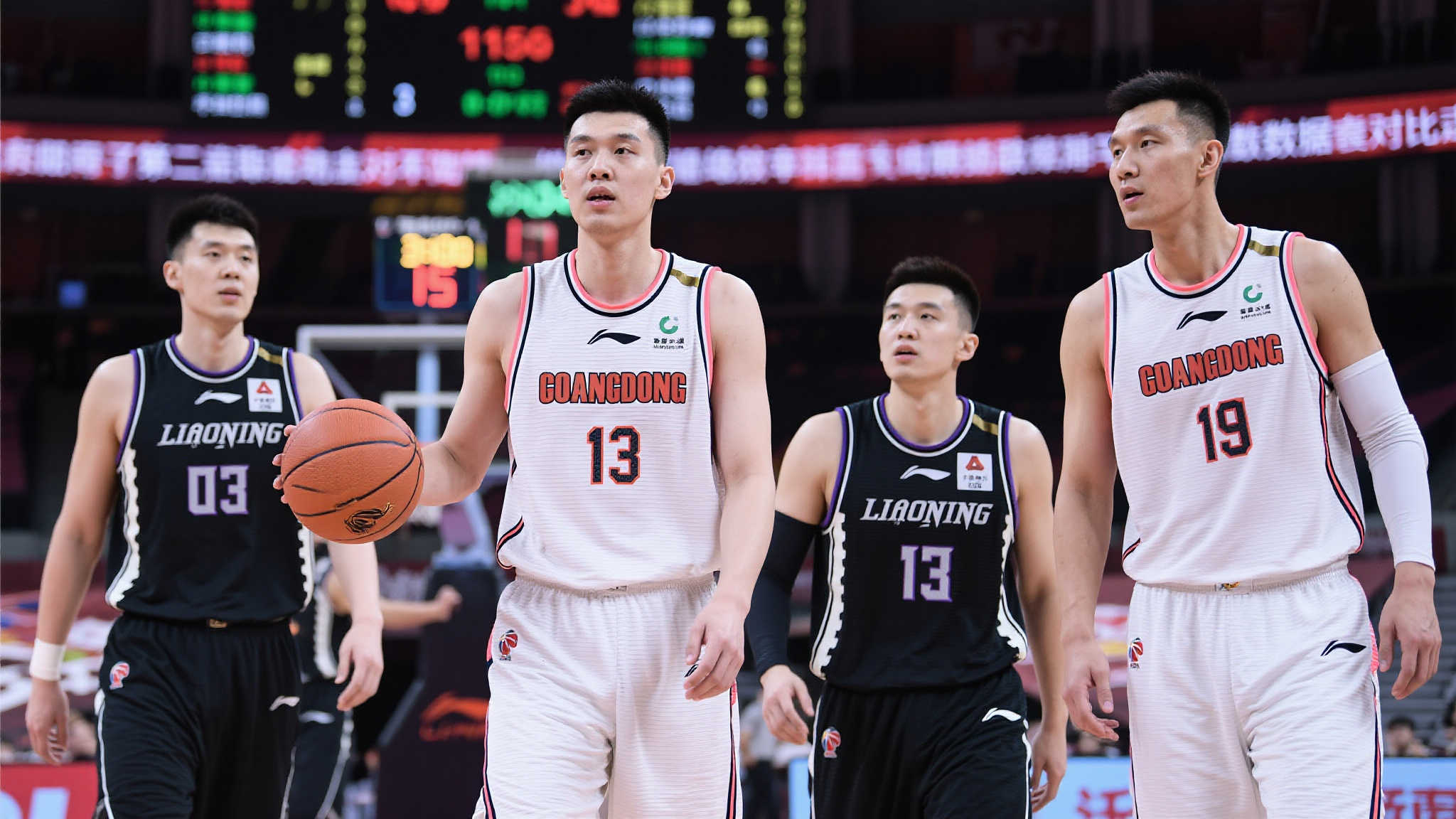 广东双巨头坐镇，辽宁压力山大，冠军宝座悬了？